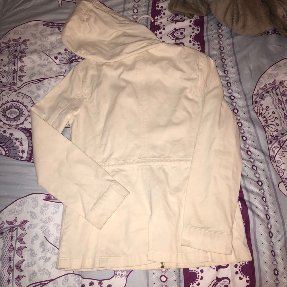 White Jacket - Picture 3 of 3